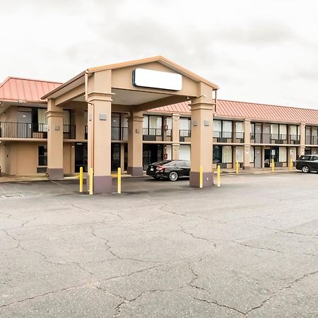 Oyo Hotel Bossier City La - Red River Bagian luar foto
