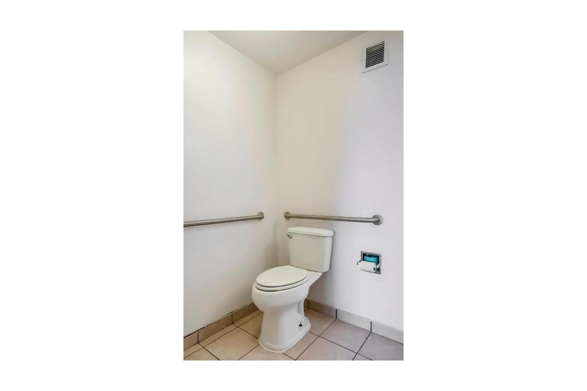 Oyo Hotel Bossier City La - Red River Bagian luar foto