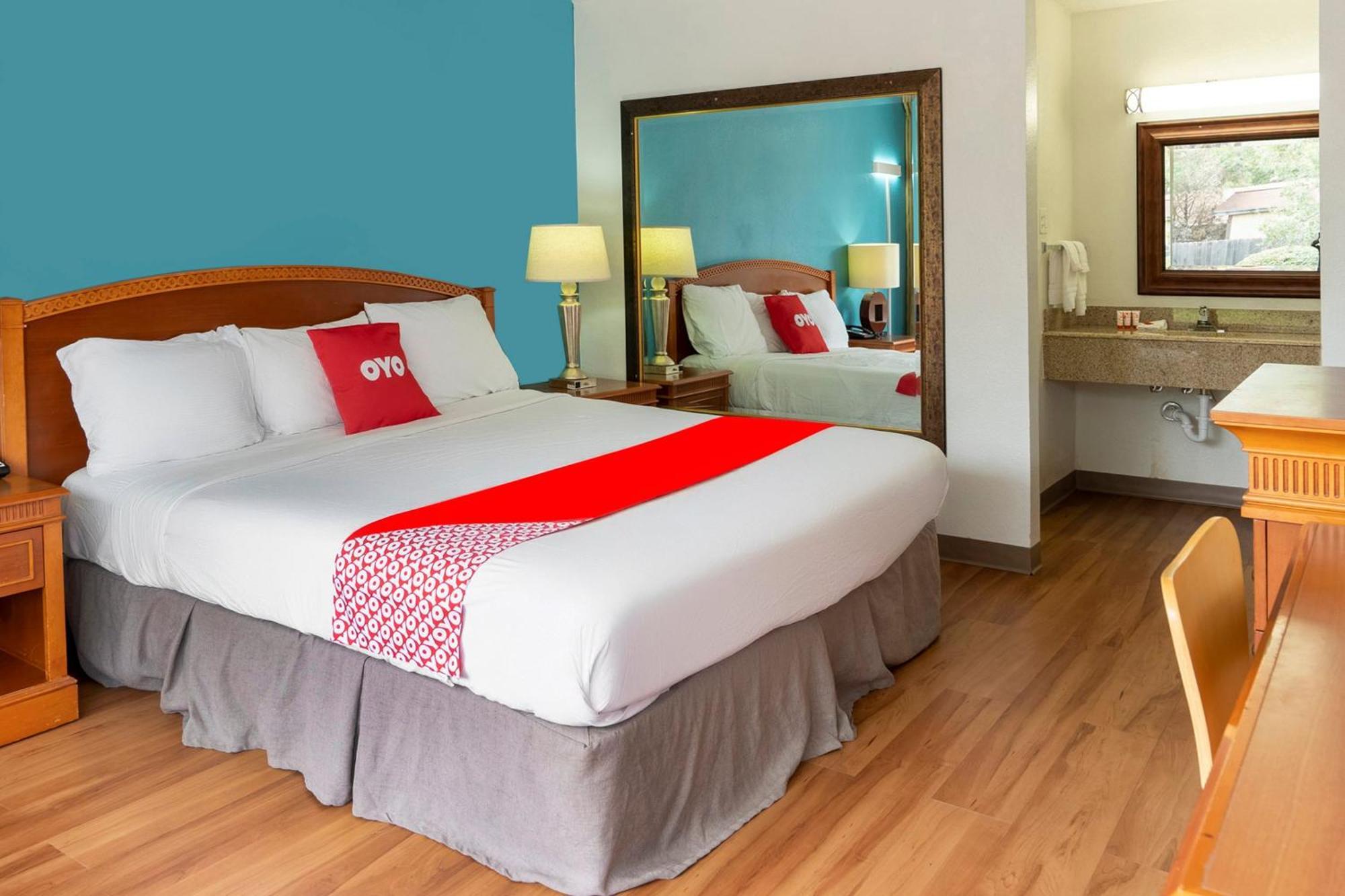 Oyo Hotel Bossier City La - Red River Bagian luar foto